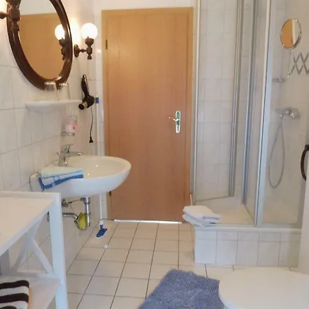 Op De Warft Appartement *