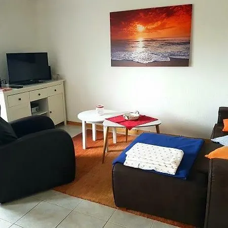 Op De Warft Appartement Vollerwiek