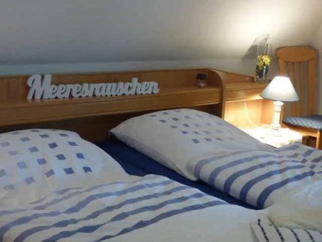 Op De Warft Apartment *