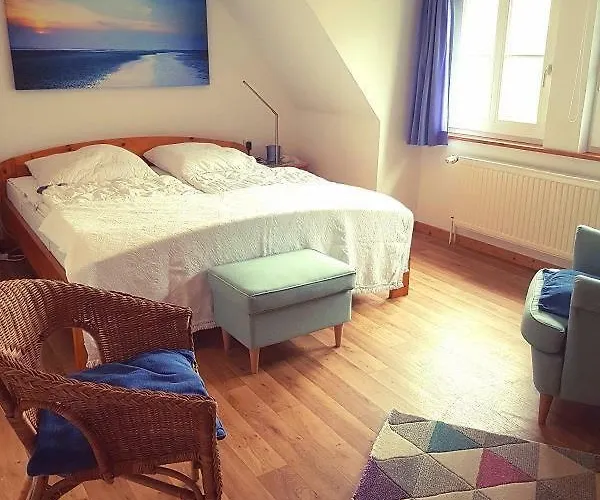 Op De Warft Apartment *